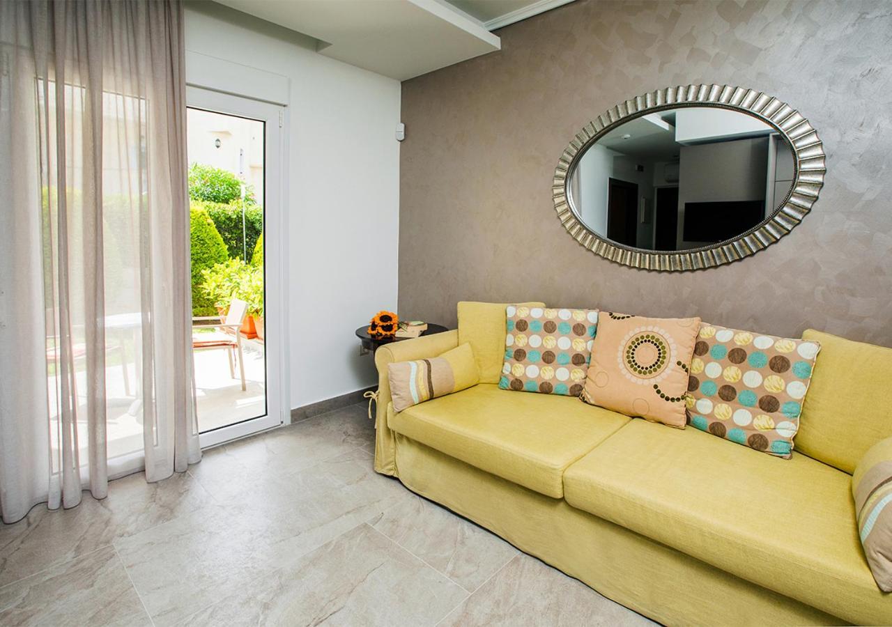 Sun Residence Exclusive Seaside Suites Polychrono Exterior photo